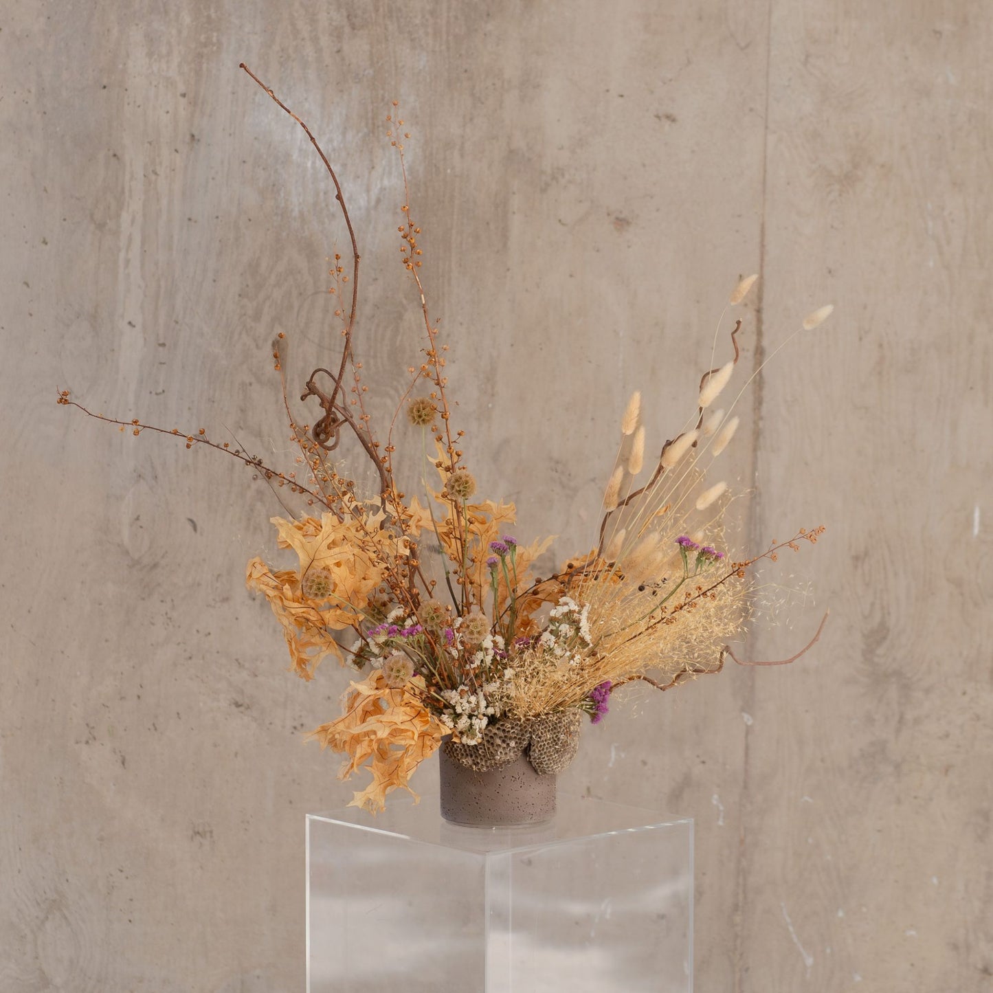 "EARTHY" DRIED FLOWER ARRANGEMENT image 0