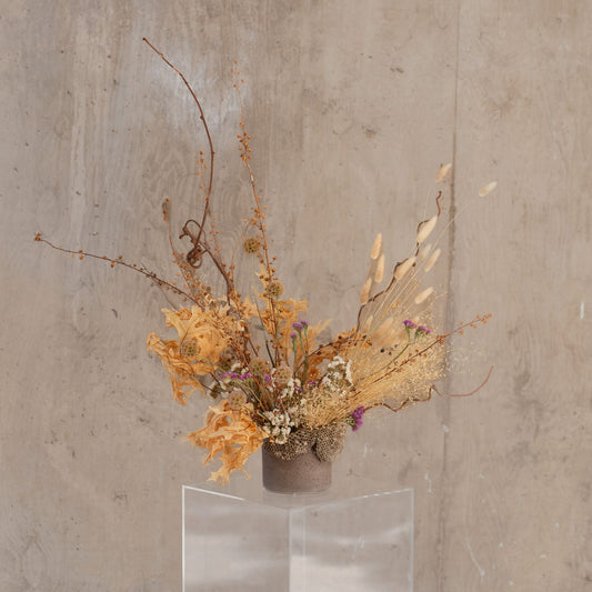 "EARTHY" DRIED FLOWER ARRANGEMENT image 0