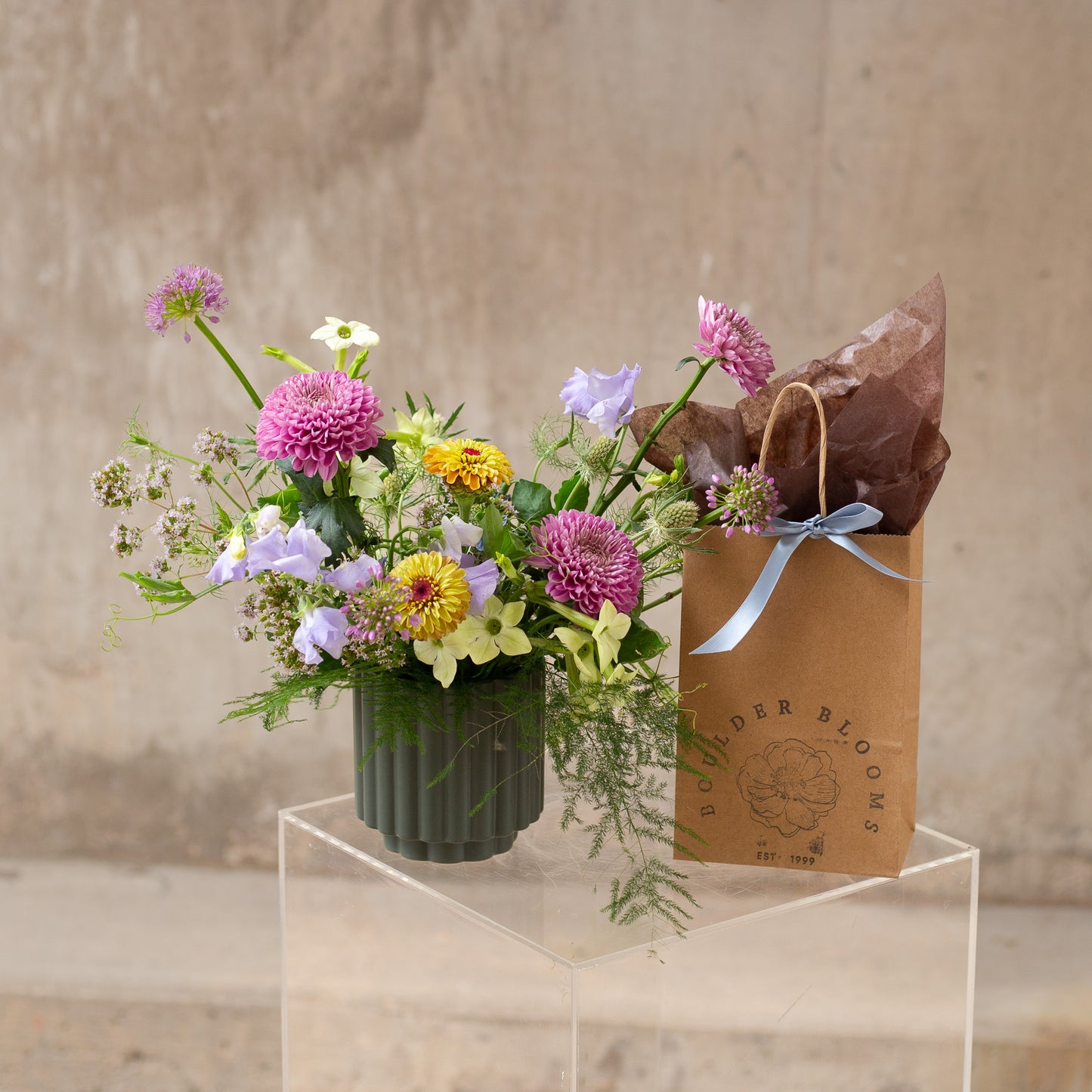 Move-In Bundle: Flowers + Gifts